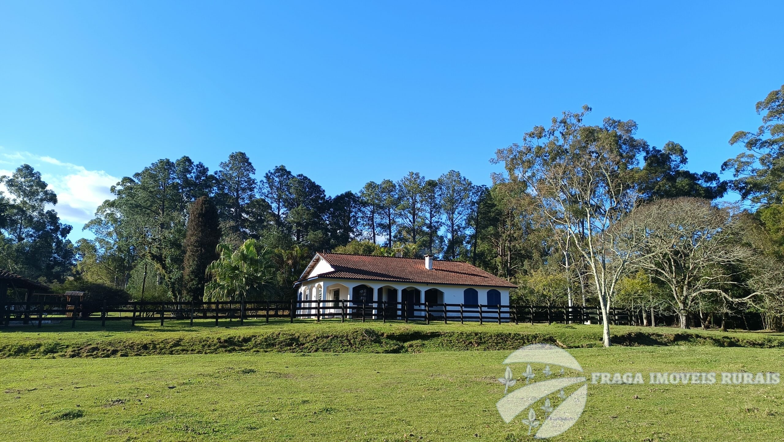 Haras de 5.5 Hectares a venda na Extrema