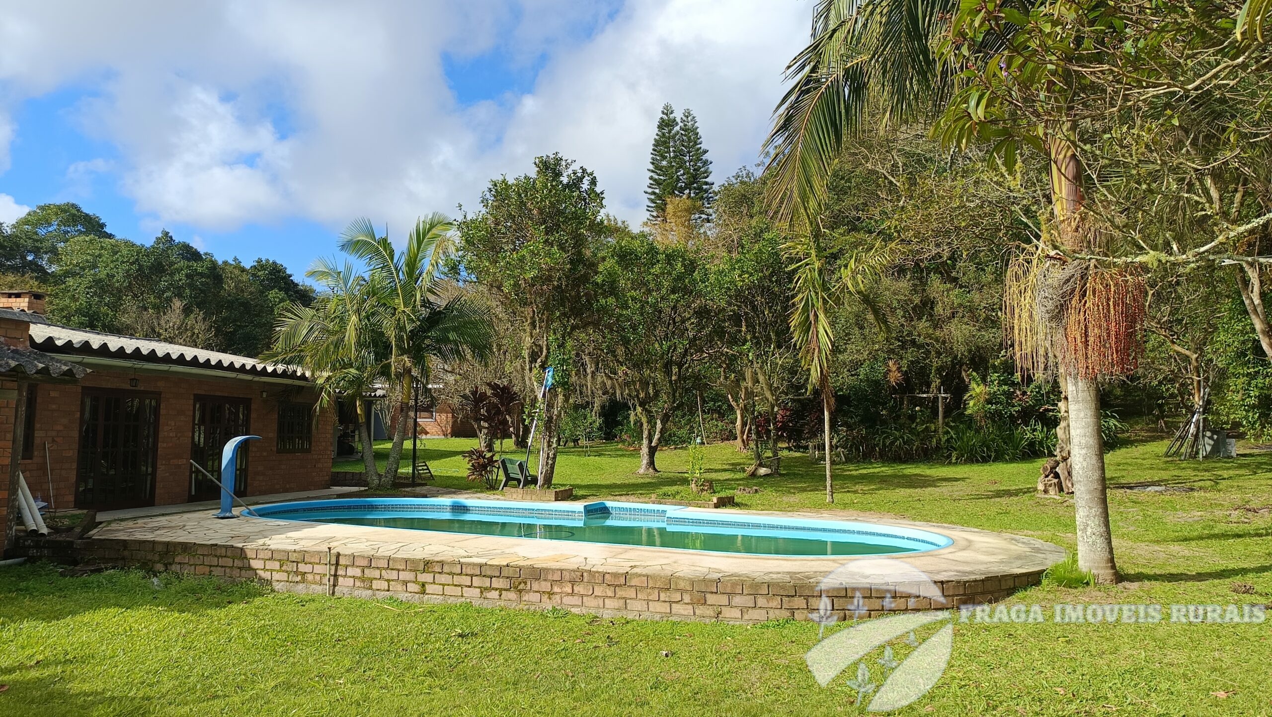 Chácara a venda em Itapuã